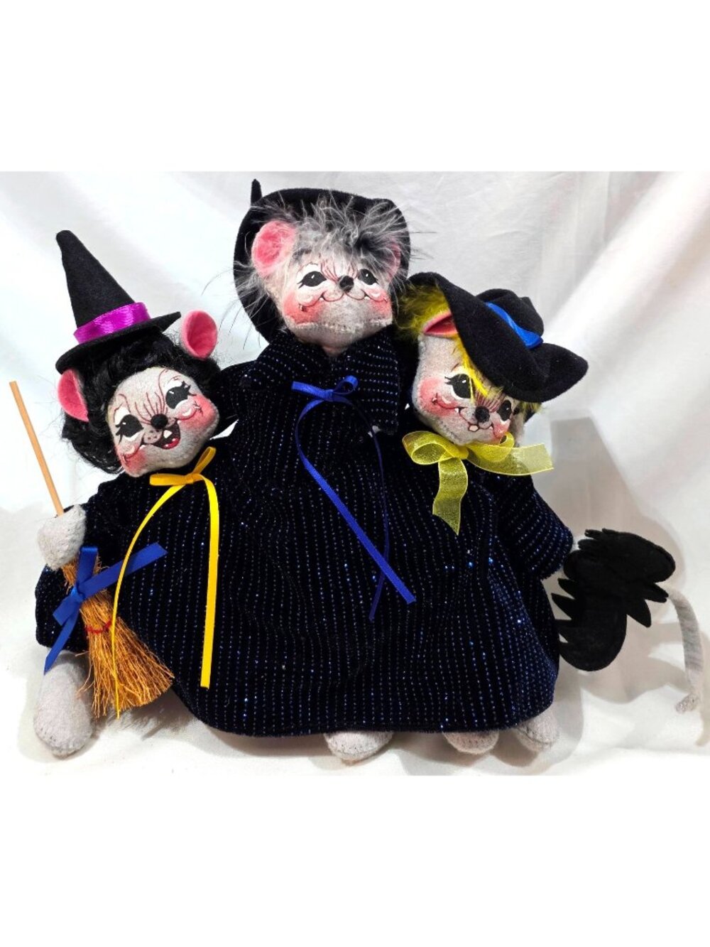 Annalee doll TRIPLE TROUBLE 3 Halloween Mice Witch felt fabric mouse figure 2005